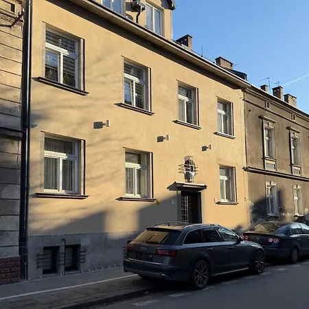 Excellent Apartment With Balcony-3